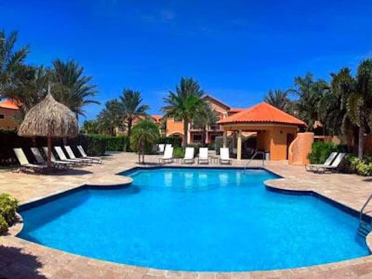 Вілла Spectacular House In Gold Coast Palm Beach Екстер'єр фото